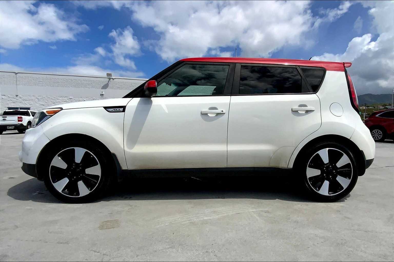 Thumbnail: 2017 Kia Soul - 3