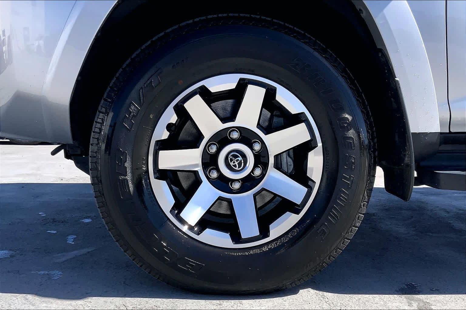 Thumbnail: 2023 Toyota 4Runner - 8