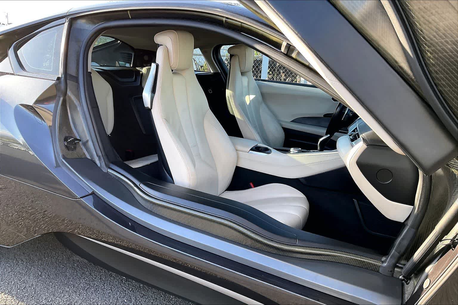 Thumbnail: 2016 BMW  - 12