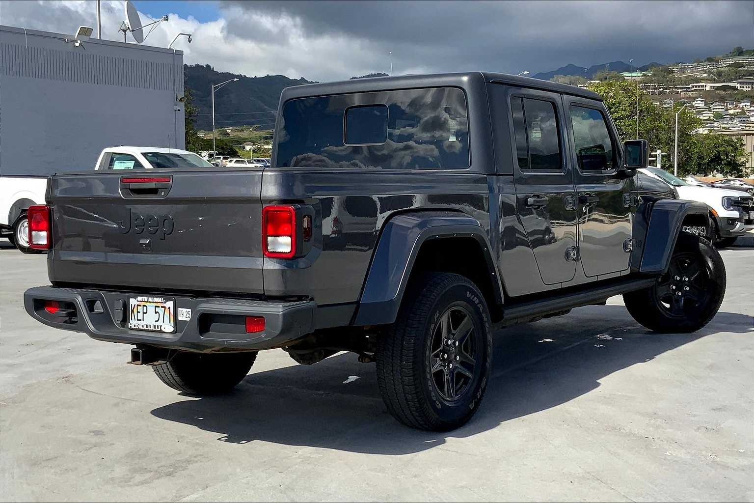 Thumbnail: 2021 Jeep Gladiator - 22