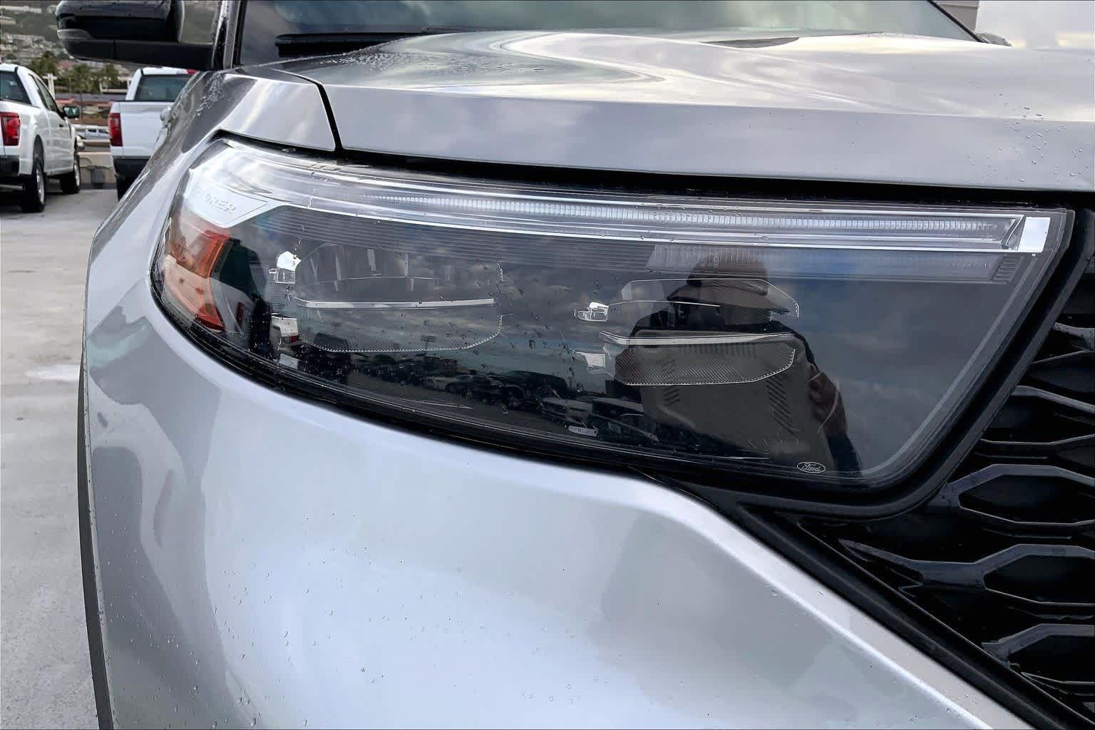 Thumbnail: 2021 Ford Explorer - 31