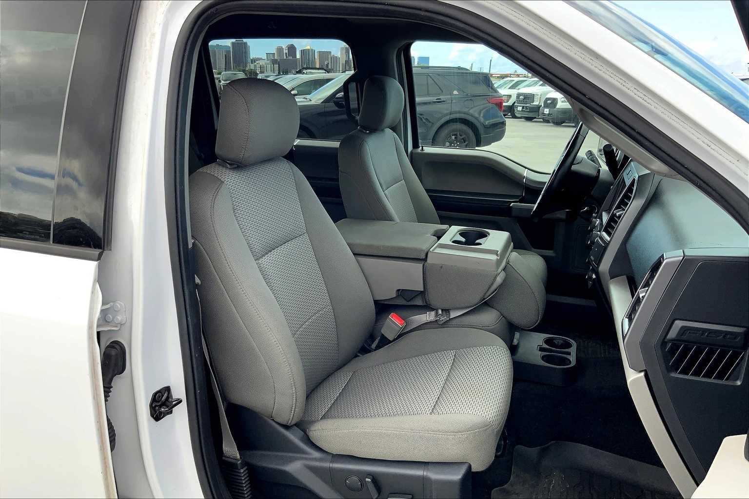 Thumbnail: 2019 Ford F-150 - 13