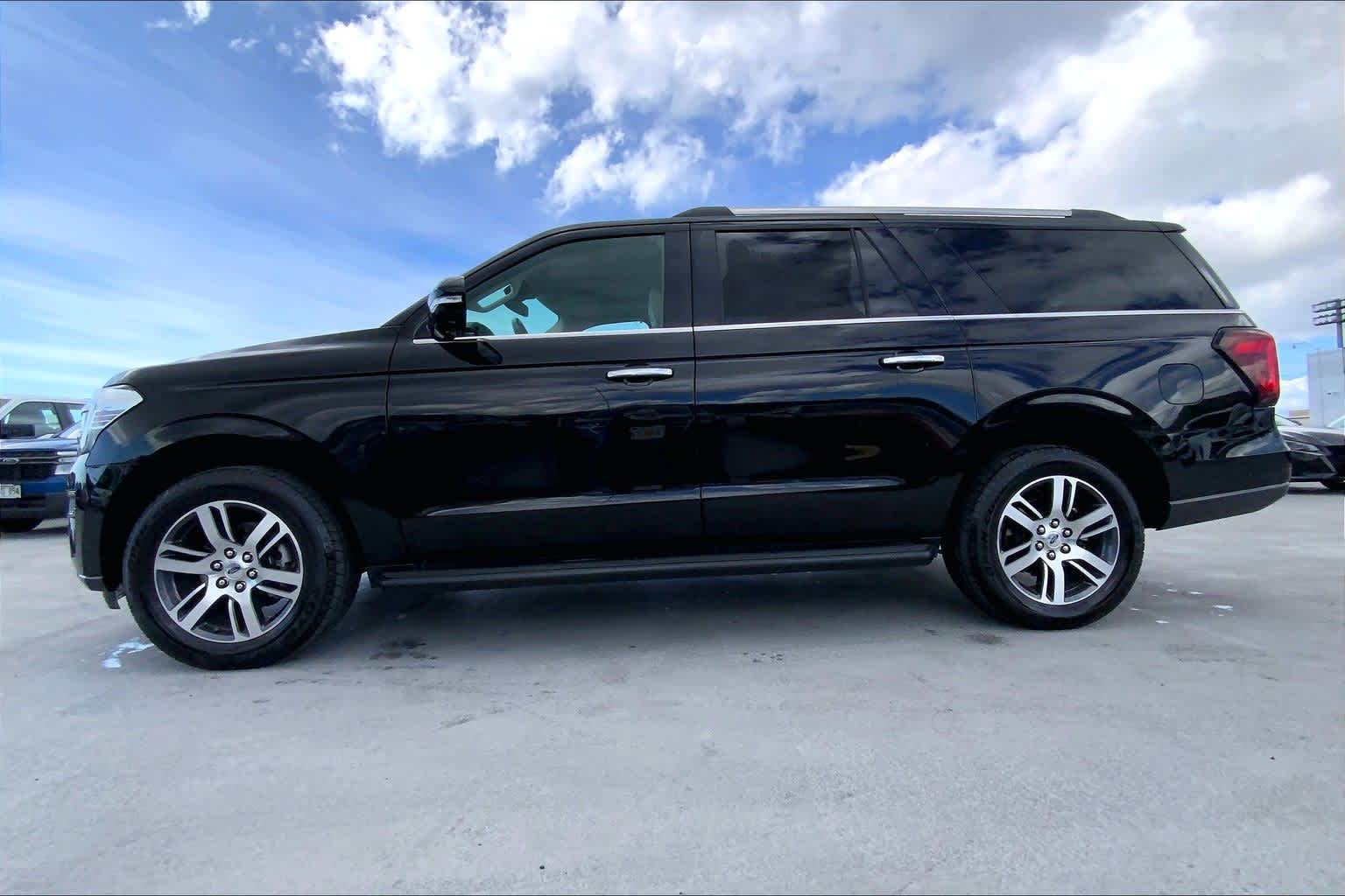 Thumbnail: 2024 Ford Expedition MAX - 3