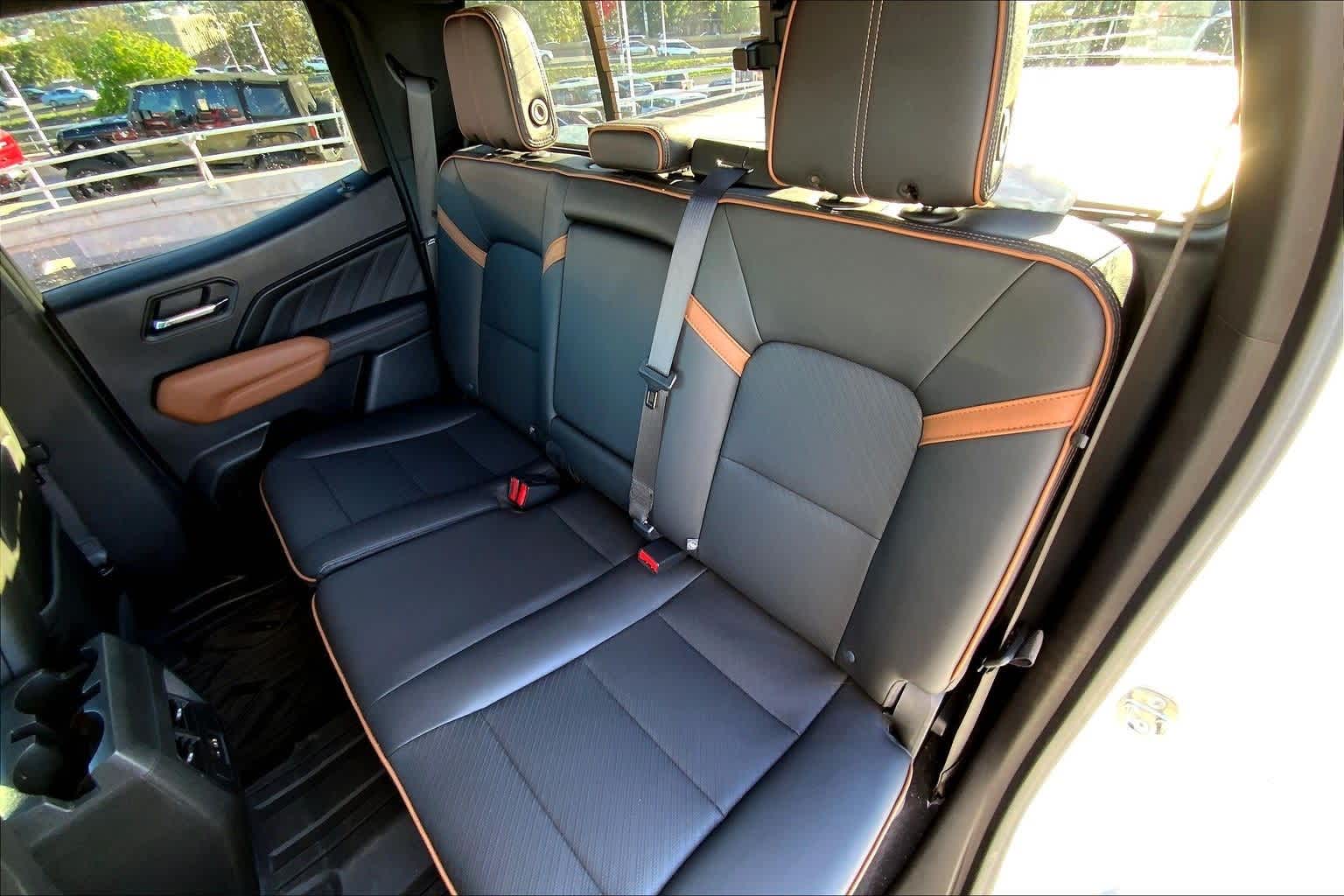 Thumbnail: 2023 GMC Canyon - 29