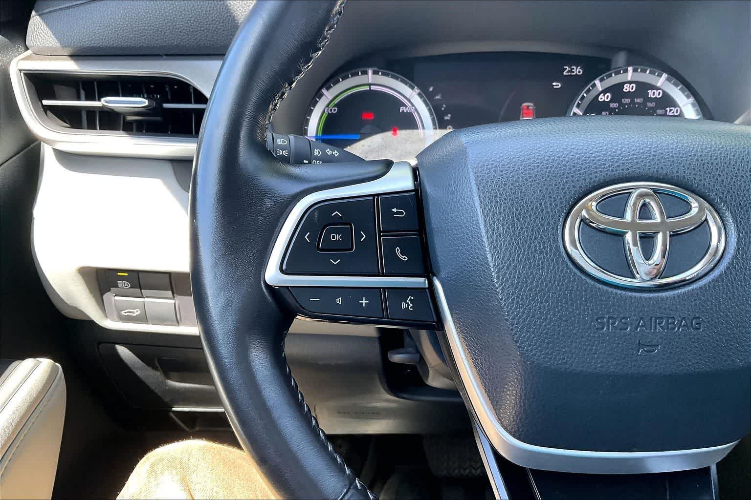 Thumbnail: 2023 Toyota Highlander - 24