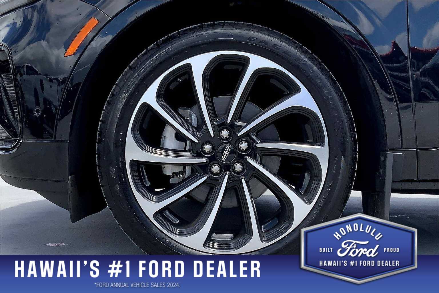 2024 Lincoln Nautilus Black Label 8