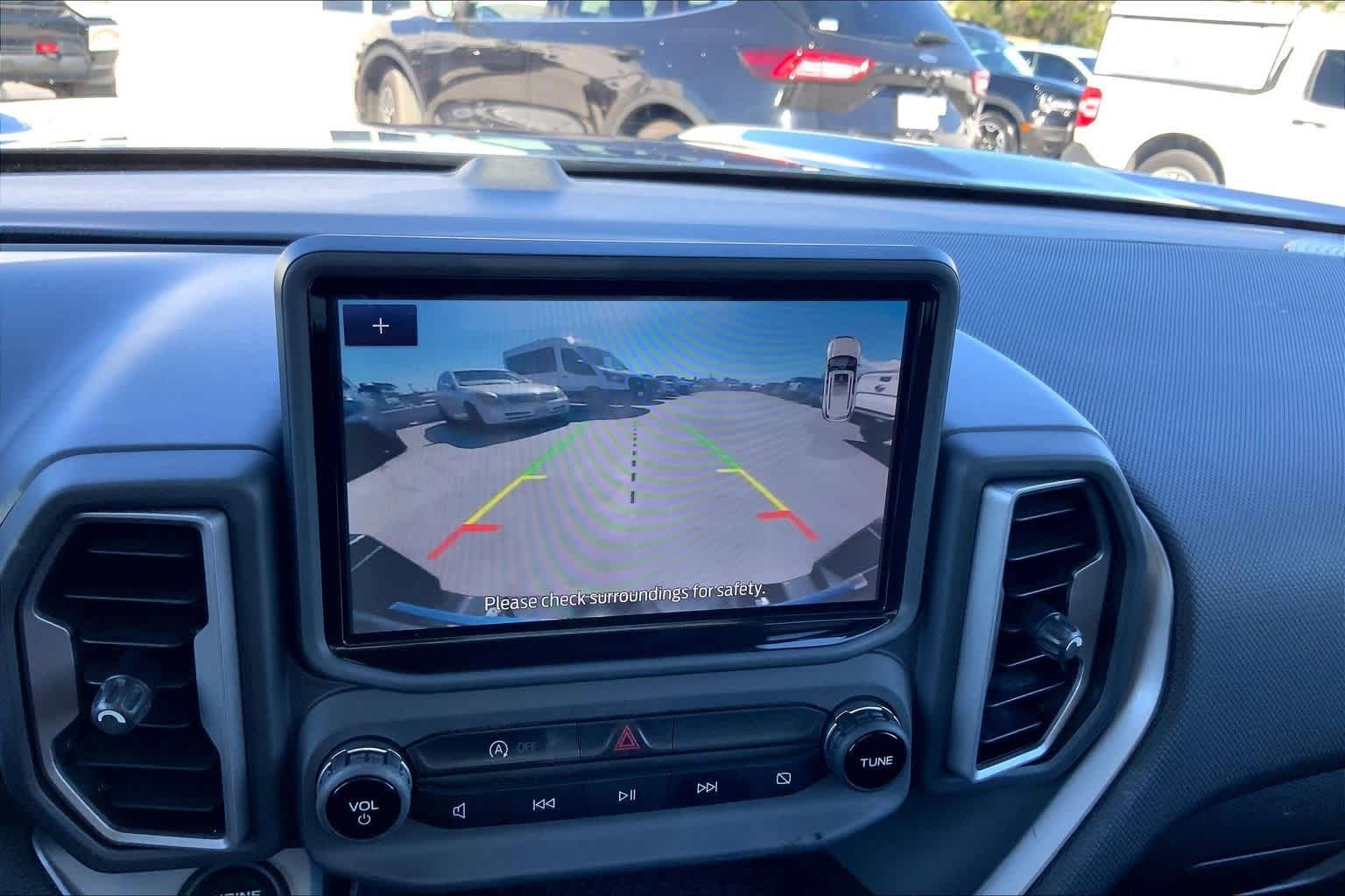 Thumbnail: 2021 Ford Bronco Sport - 26