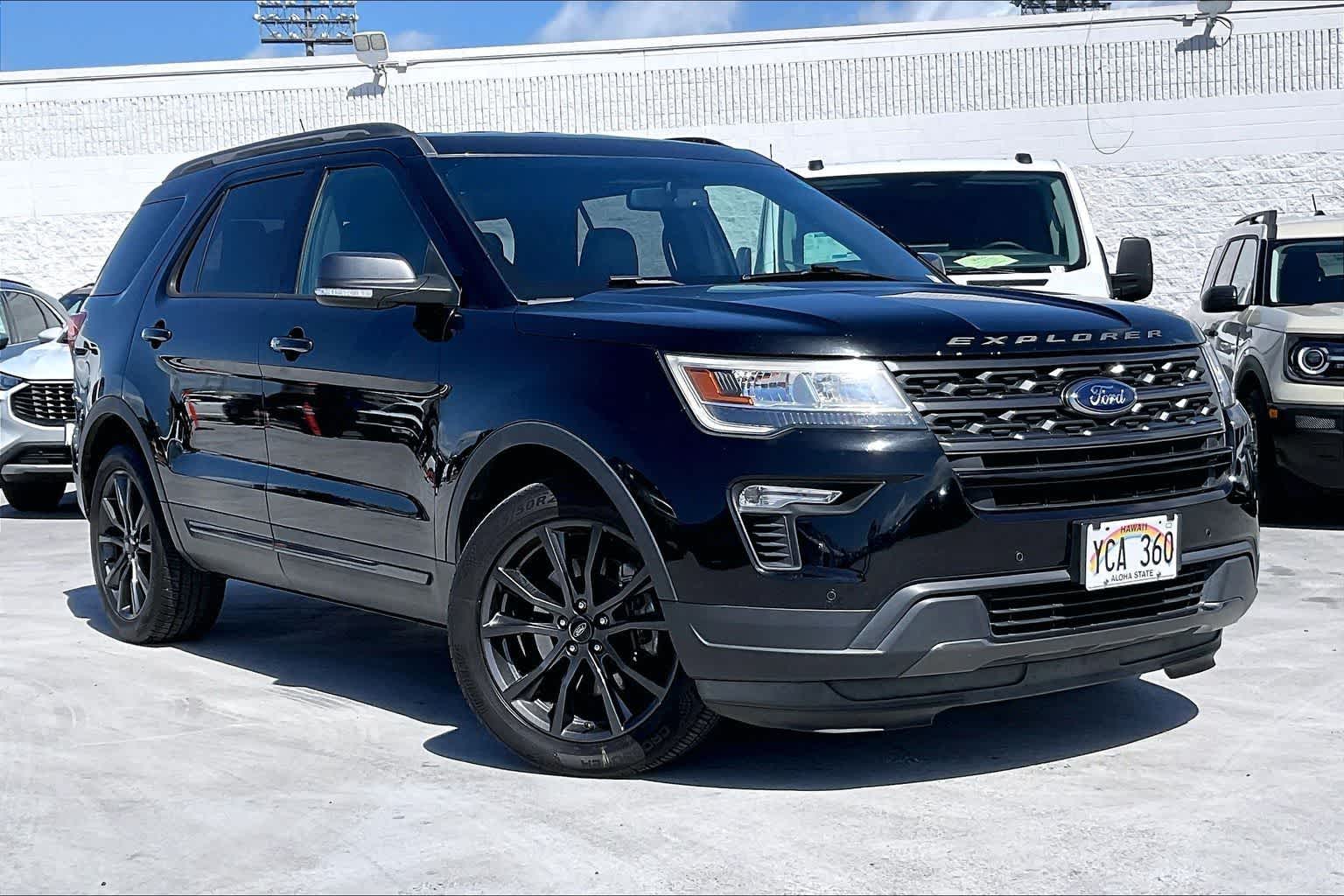 Thumbnail: 2018 Ford Explorer - 21
