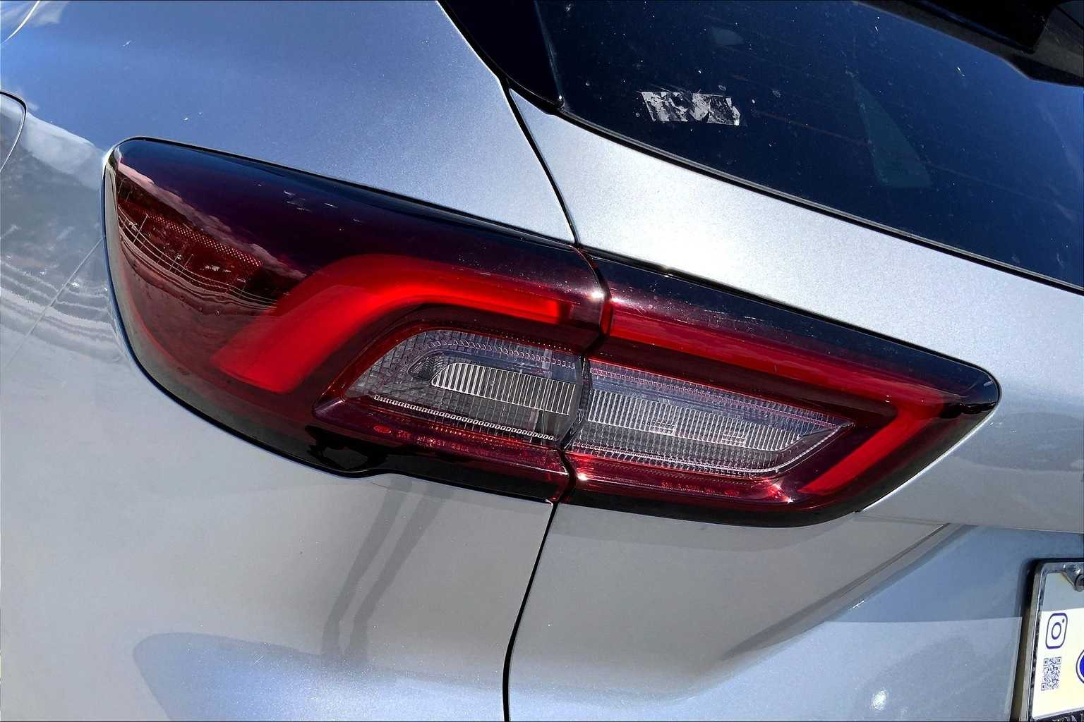 Thumbnail: 2023 Ford Escape - 32