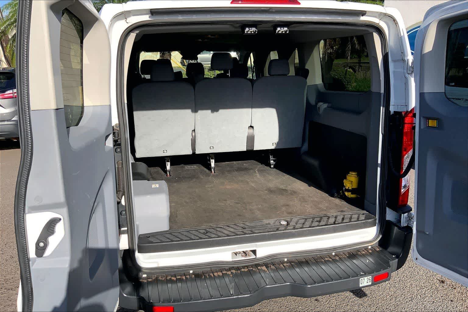 Thumbnail: 2015 Ford Transit Series - 18