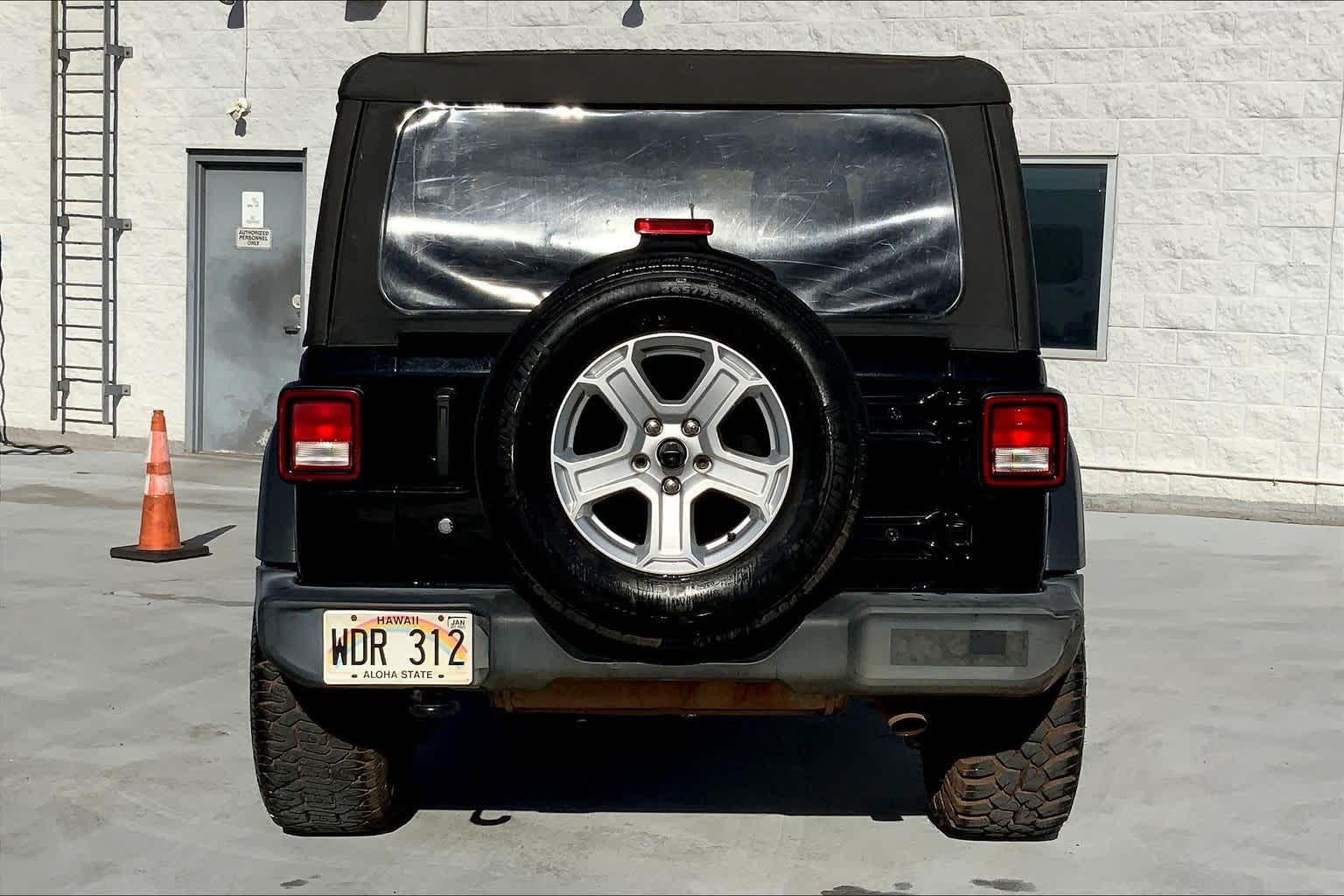 Thumbnail: 2020 Jeep Wrangler - 5