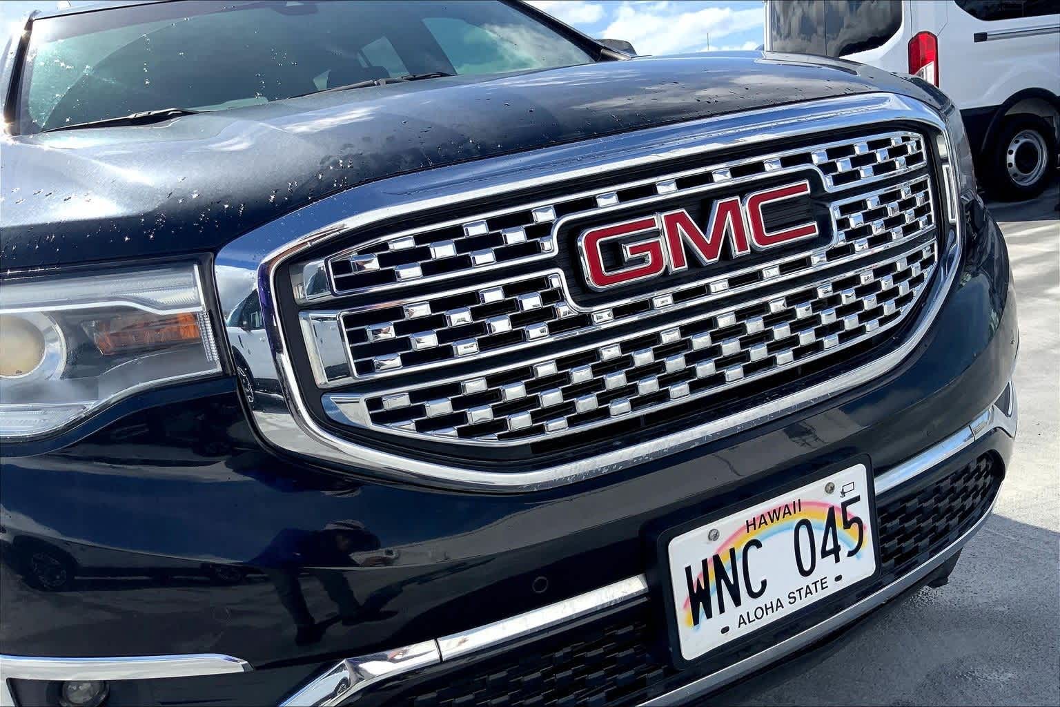 Thumbnail: 2017 GMC Acadia - 33