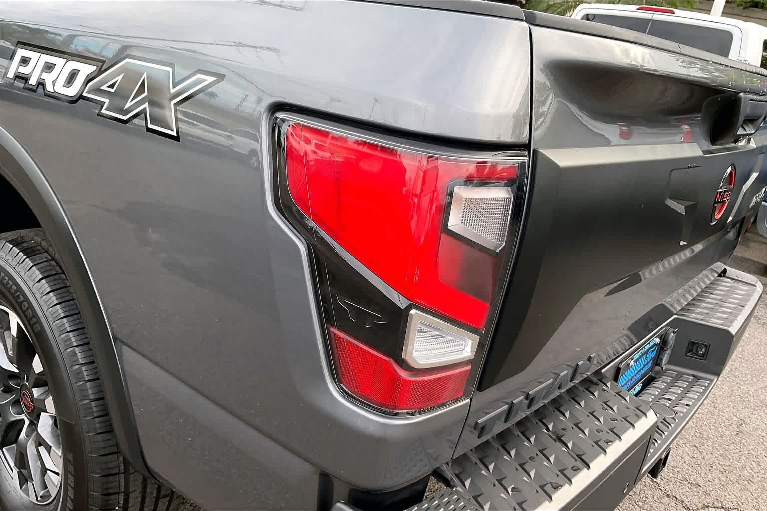 Thumbnail: 2024 Nissan Titan - 32