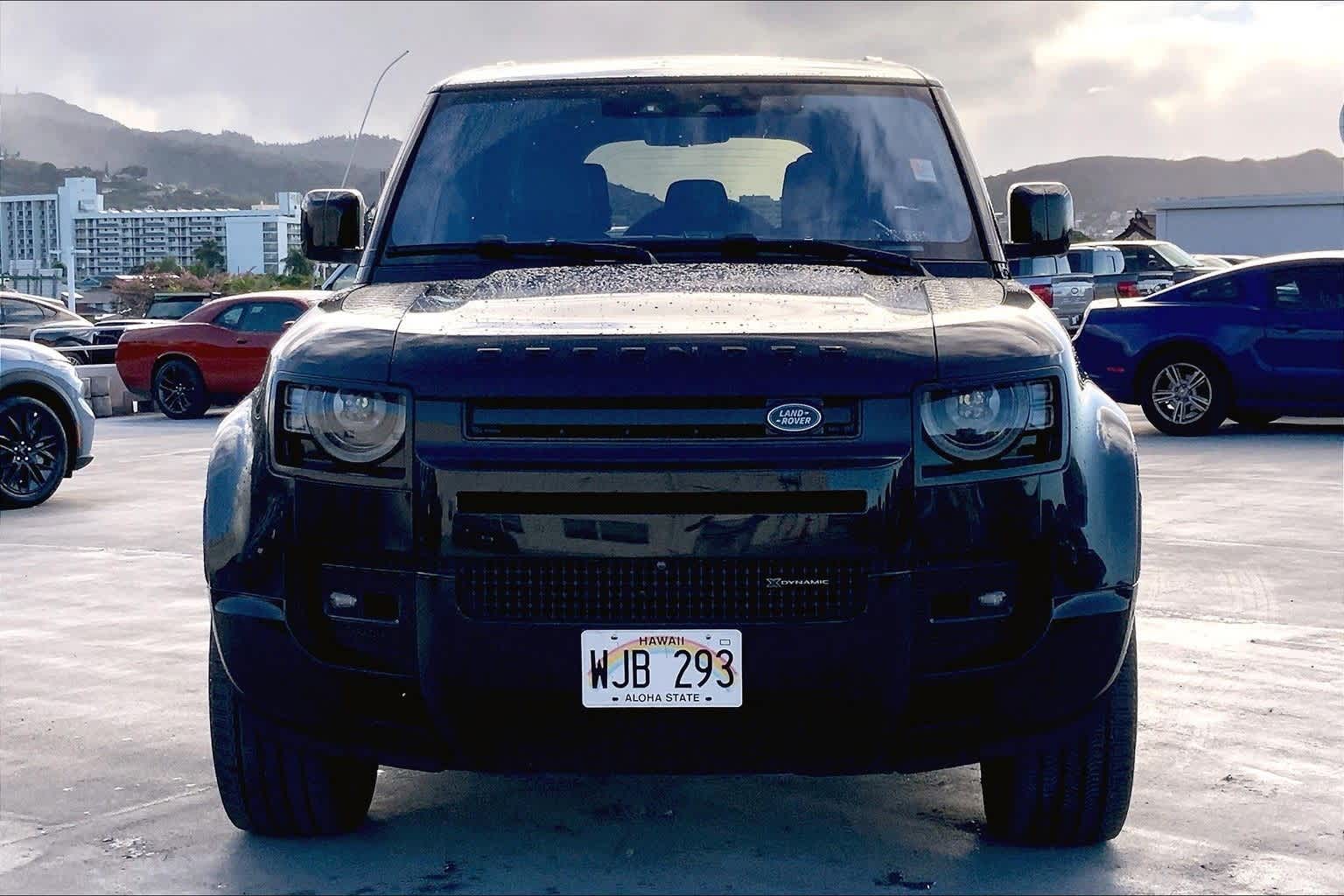 Thumbnail: 2022 Land Rover Defender - 6