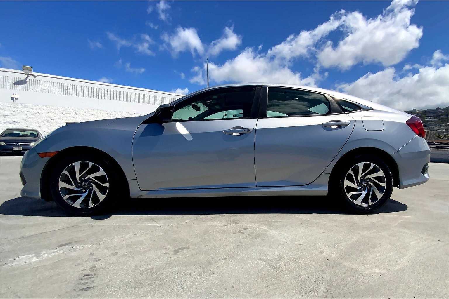 Thumbnail: 2018 Honda Civic - 3