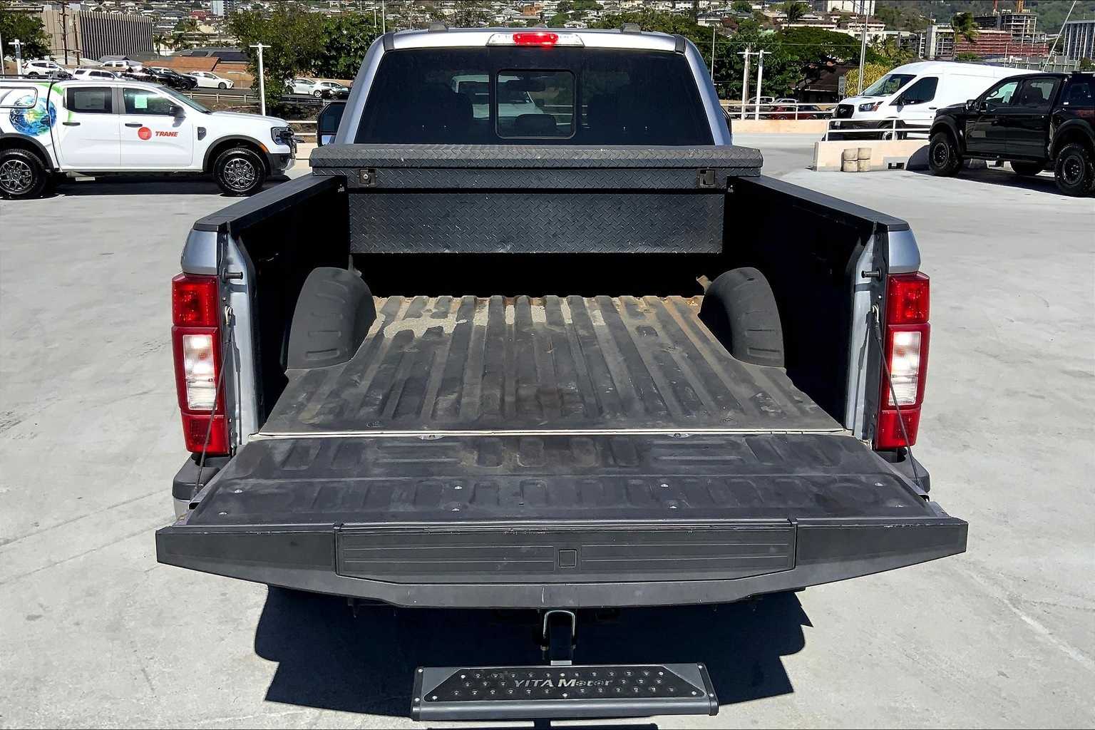 Thumbnail: 2020 Ford F-250 - 18
