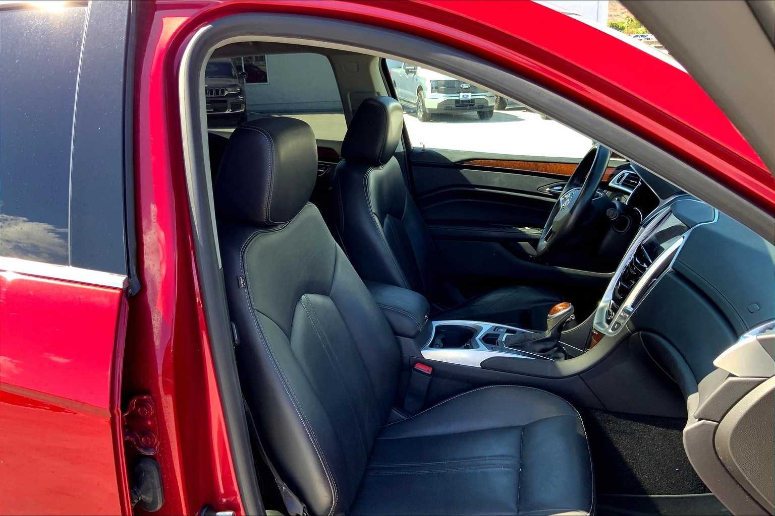 Thumbnail: 2016 Cadillac SRX - 13