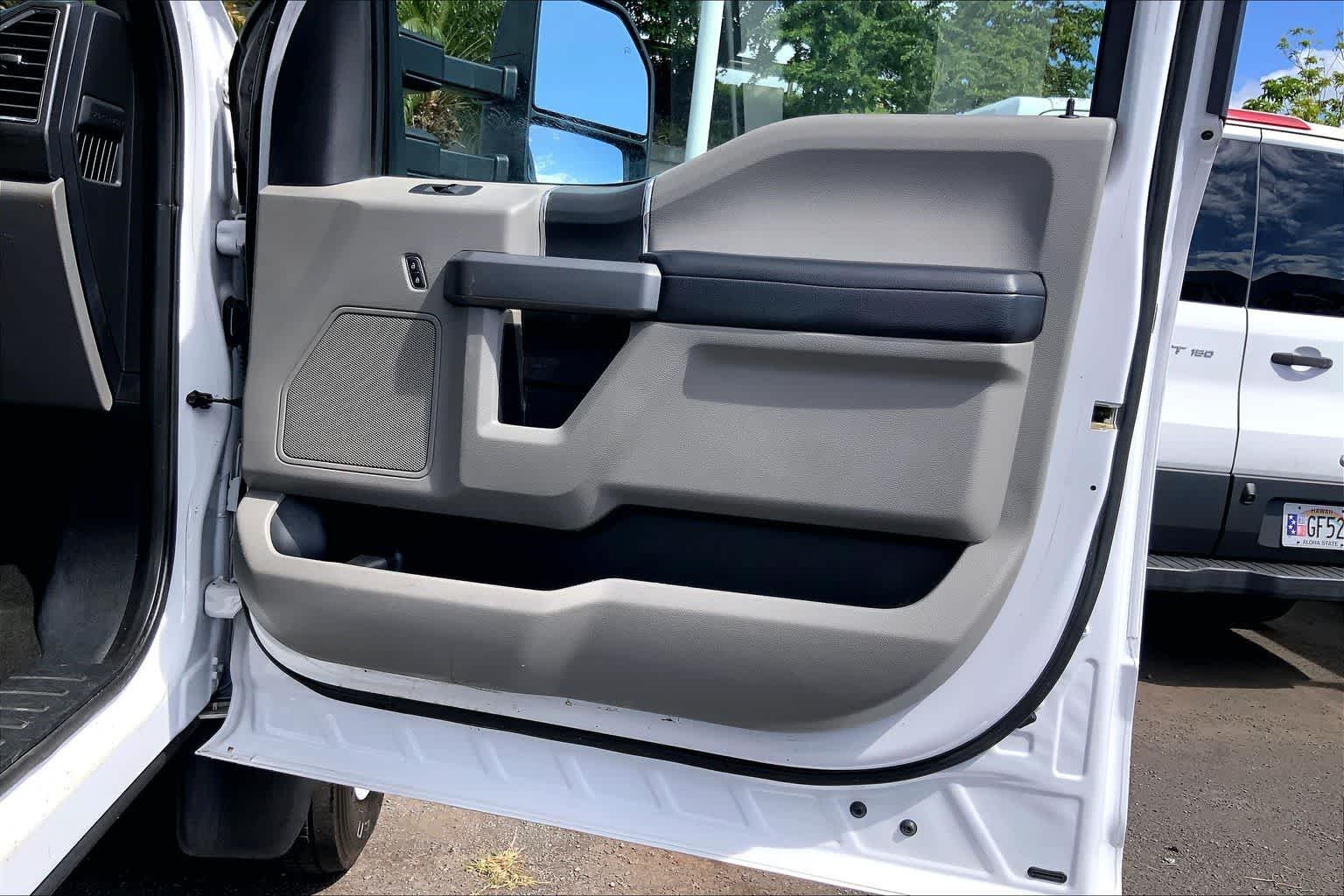 Thumbnail: 2017 Ford F-550 - 27