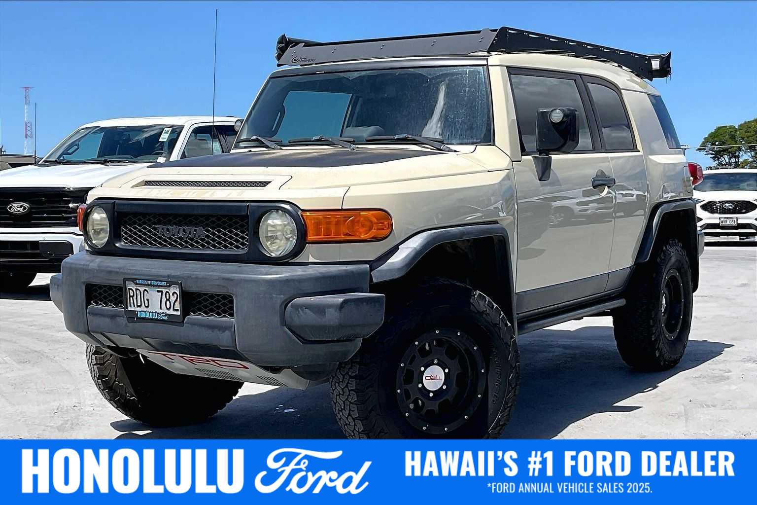 Thumbnail: 2010 Toyota FJ Cruiser - 1