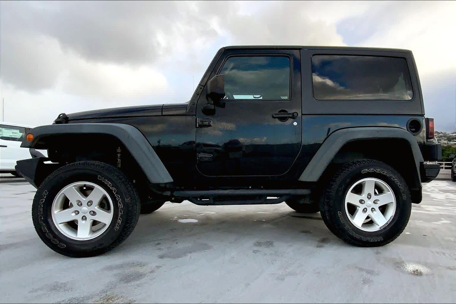 Thumbnail: 2015 Jeep Wrangler - 3