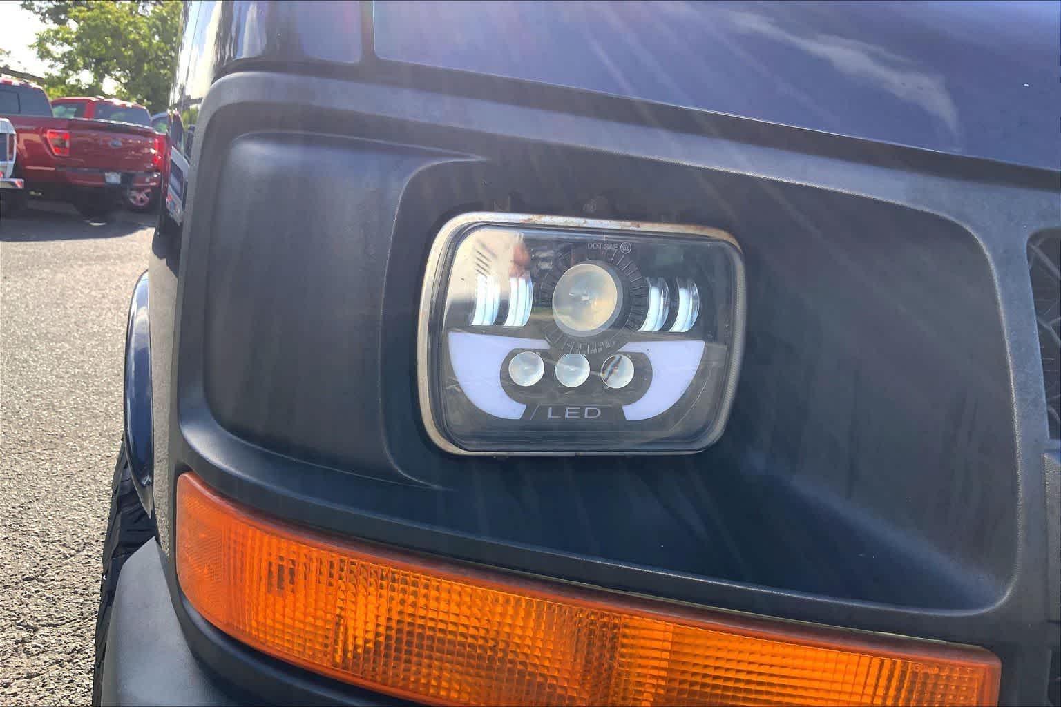 Thumbnail: 2011 Chevrolet Express - 31