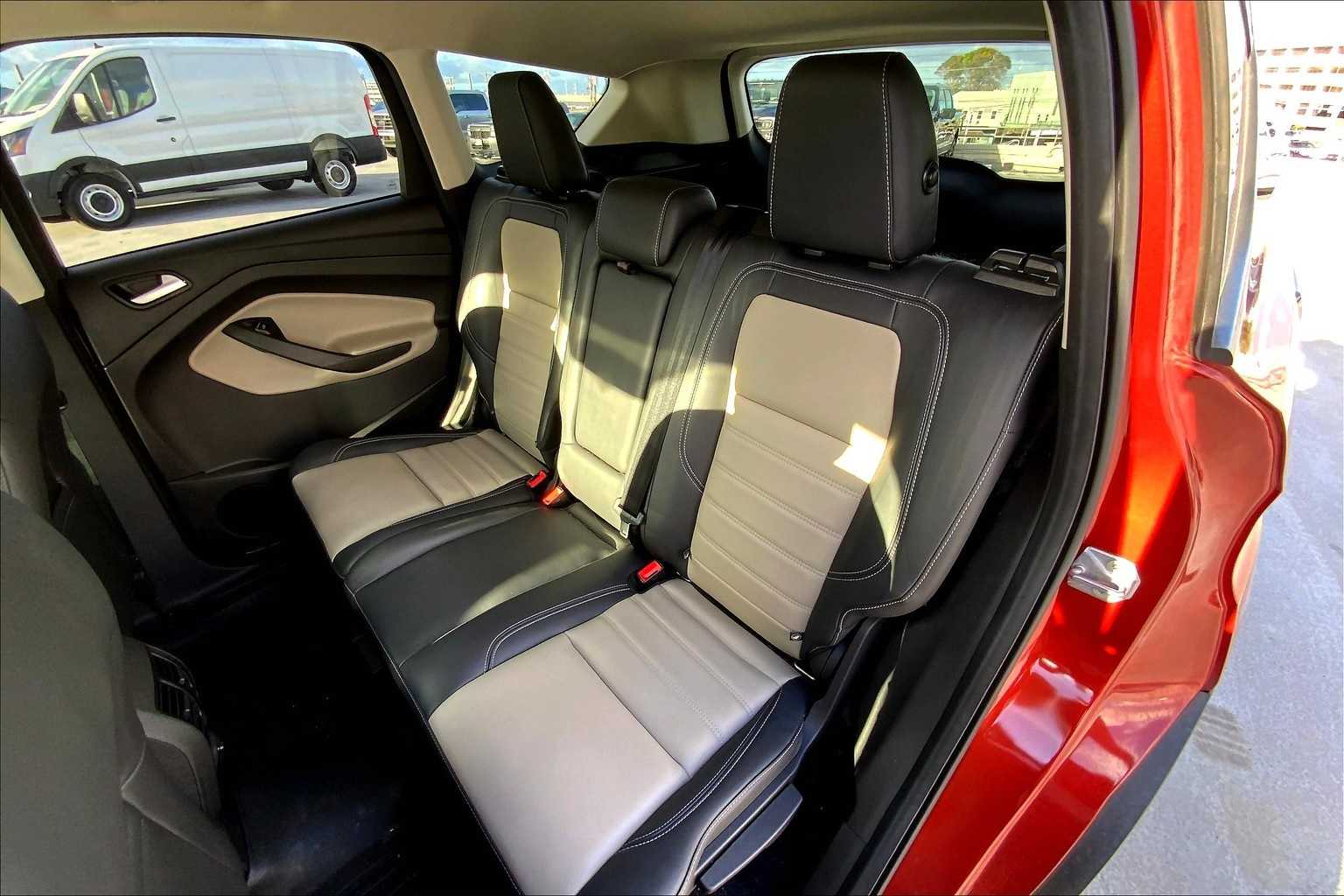 Thumbnail: 2019 Ford Escape - 29
