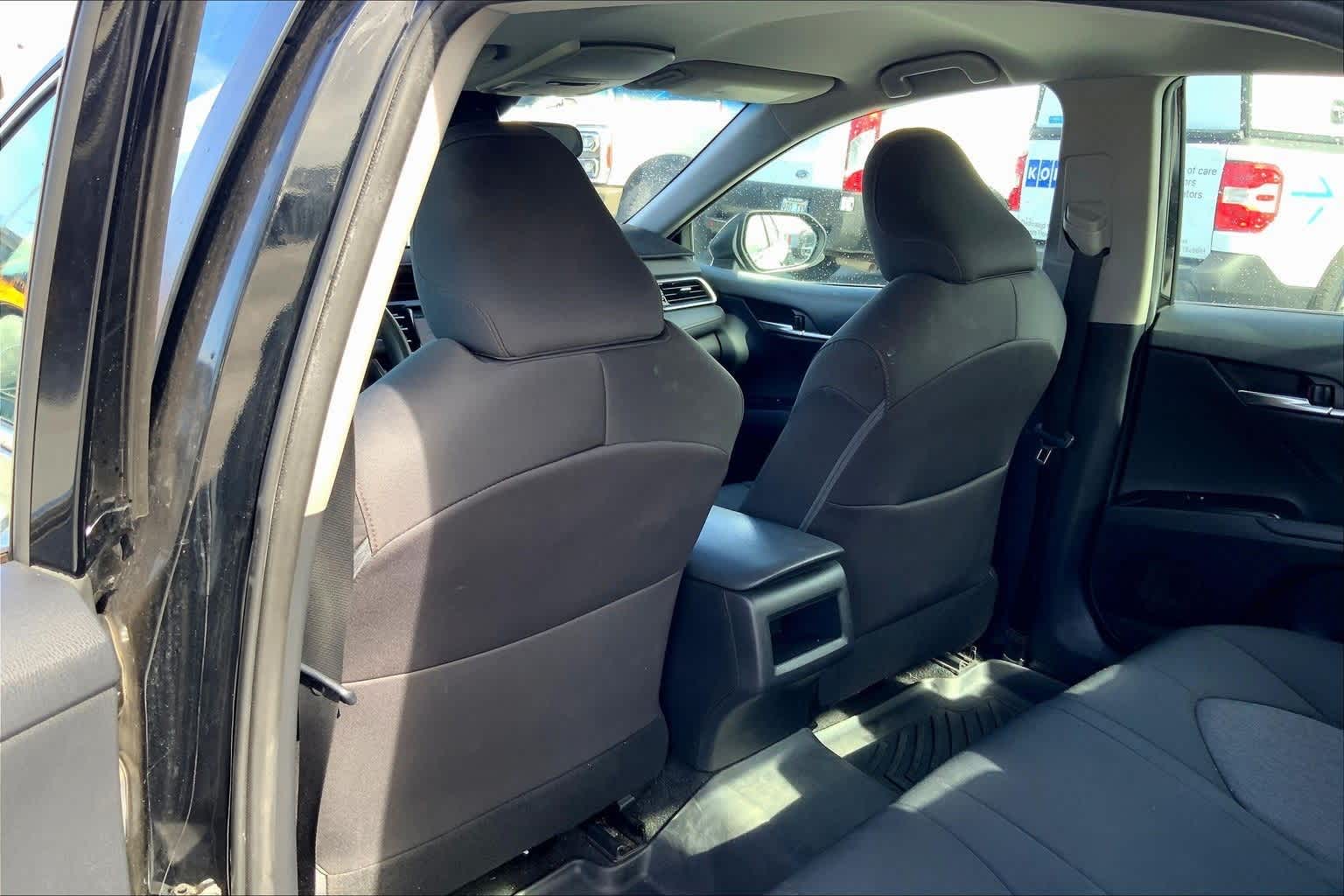 Thumbnail: 2018 Toyota Camry - 12