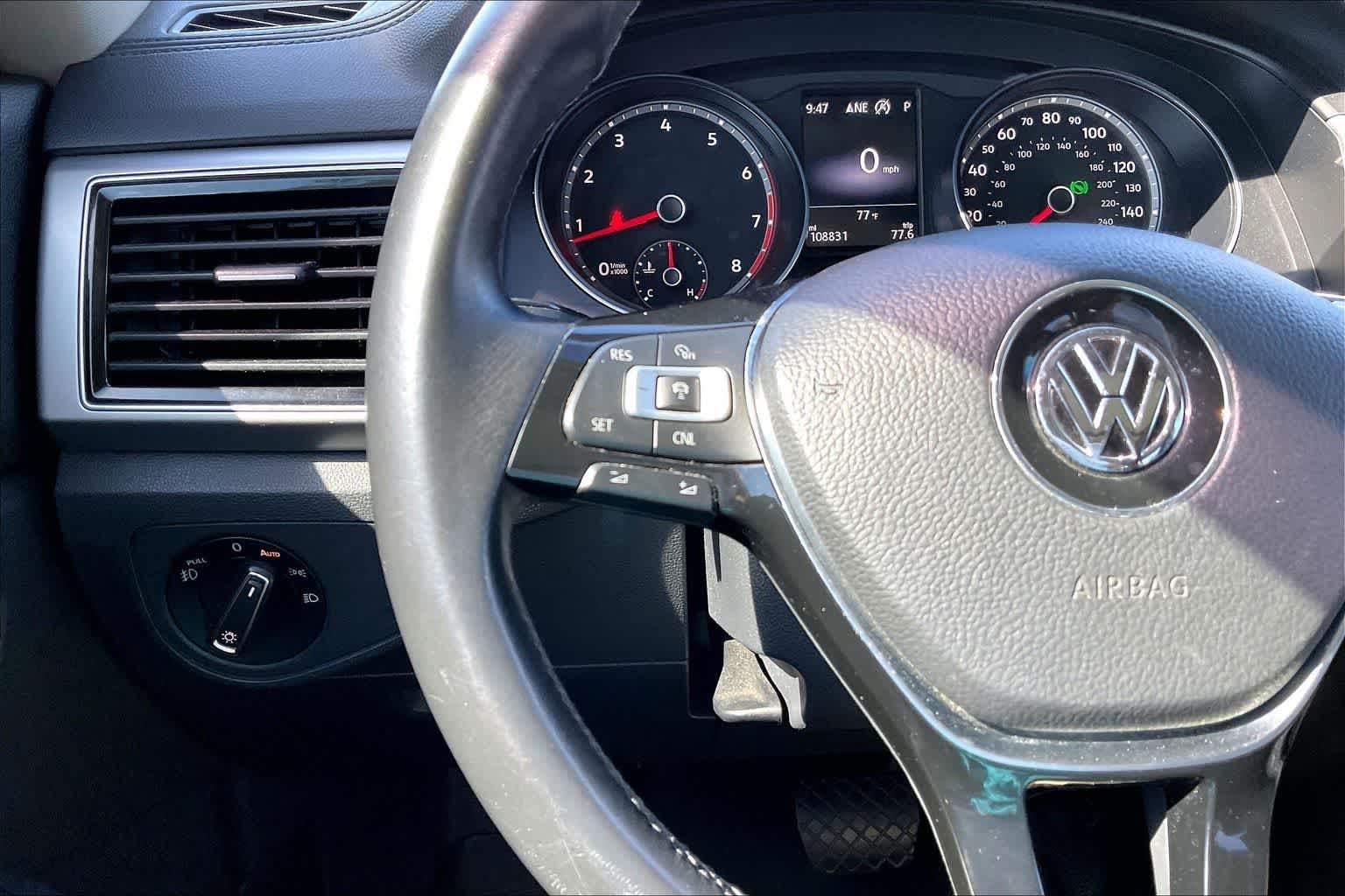 Thumbnail: 2018 Volkswagen Atlas - 24