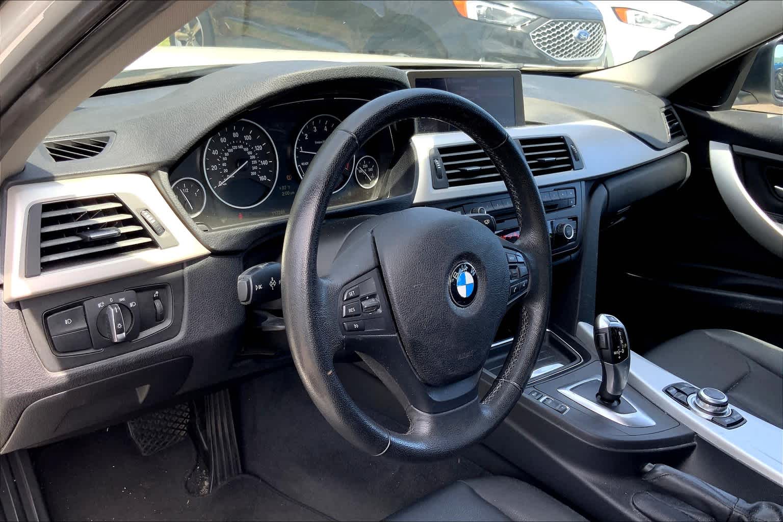 Used 2013 BMW 3 Series 328i with VIN WBA3C1G58DNN93589 for sale in Honolulu, HI