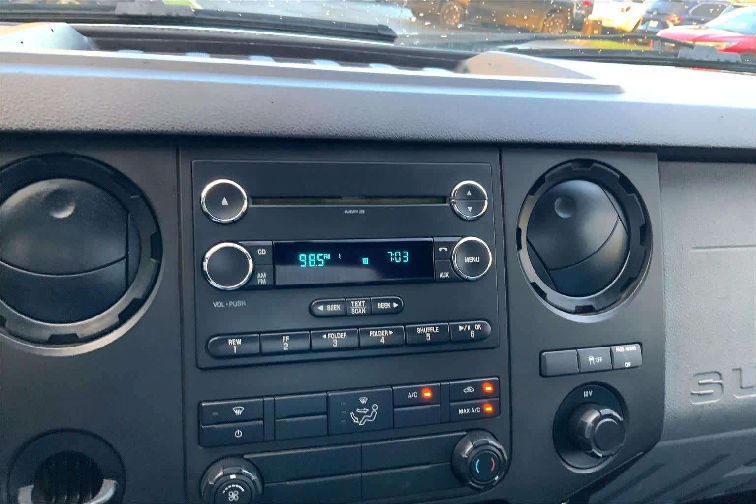 Thumbnail: 2015 Ford F-350 - 26