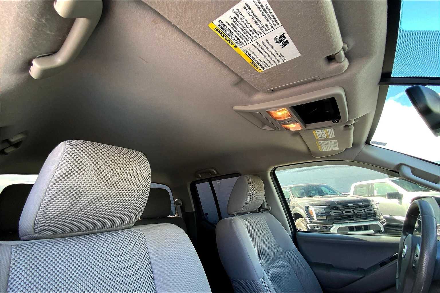 Thumbnail: 2012 Nissan Frontier - 30