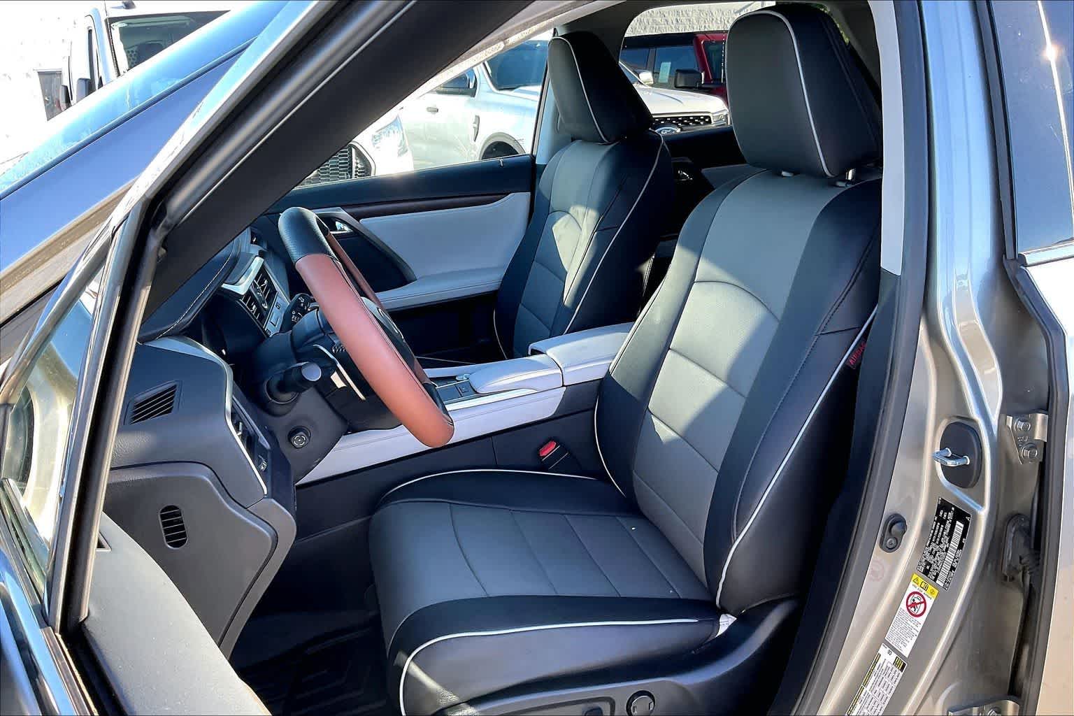 Thumbnail: 2020 Lexus RX - 11