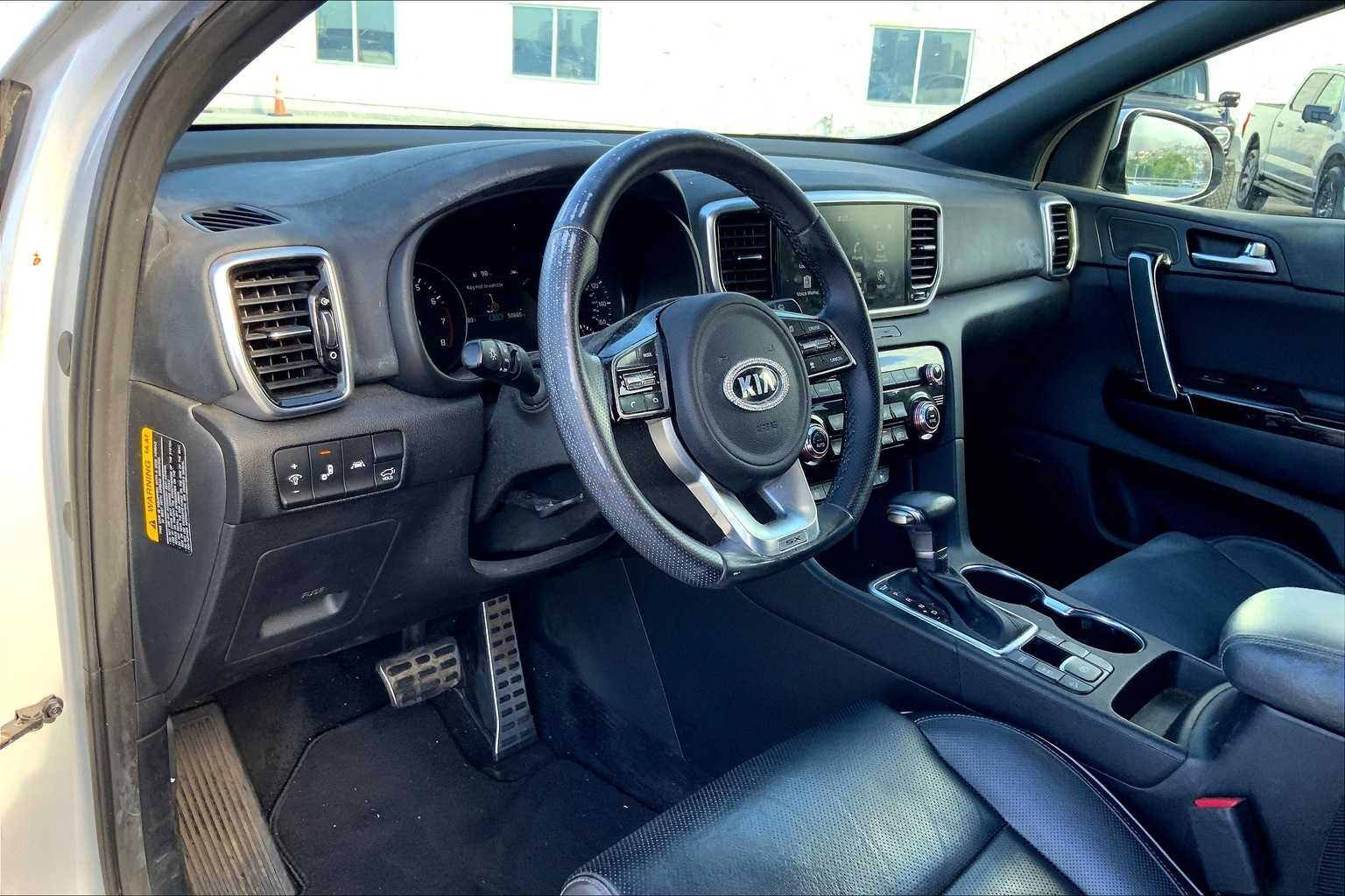Thumbnail: 2022 Kia Sportage - 2