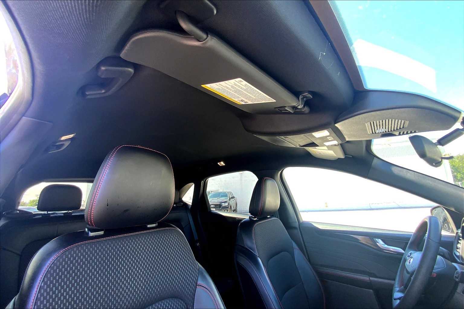 Thumbnail: 2023 Ford Escape - 30