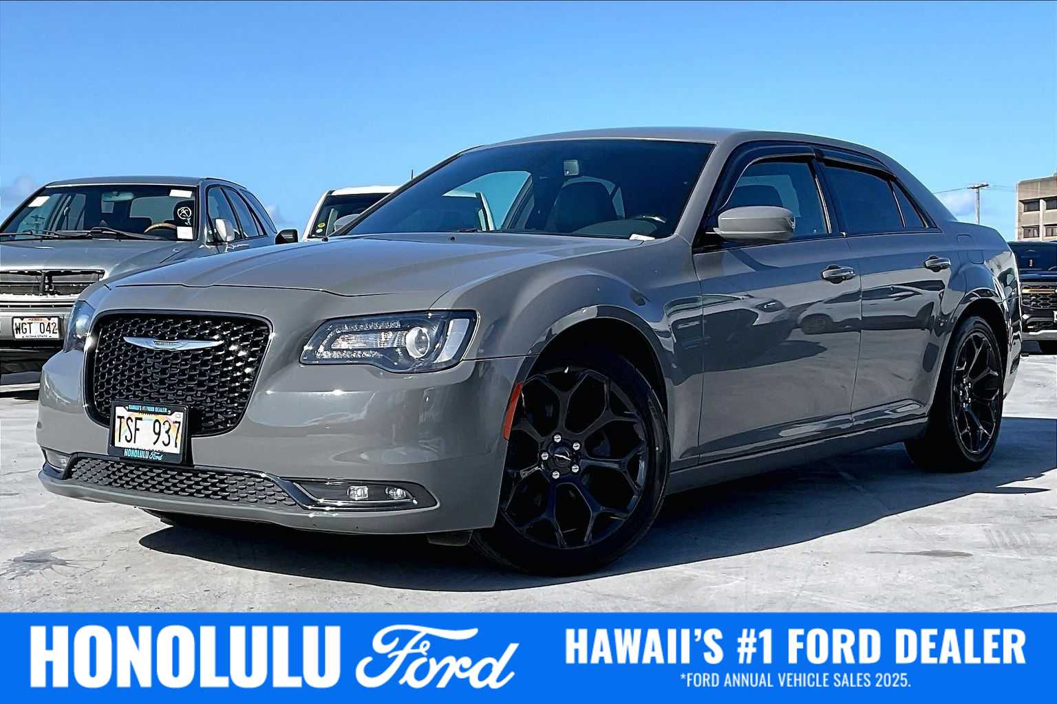 Thumbnail: 2019 Chrysler 300 - 1