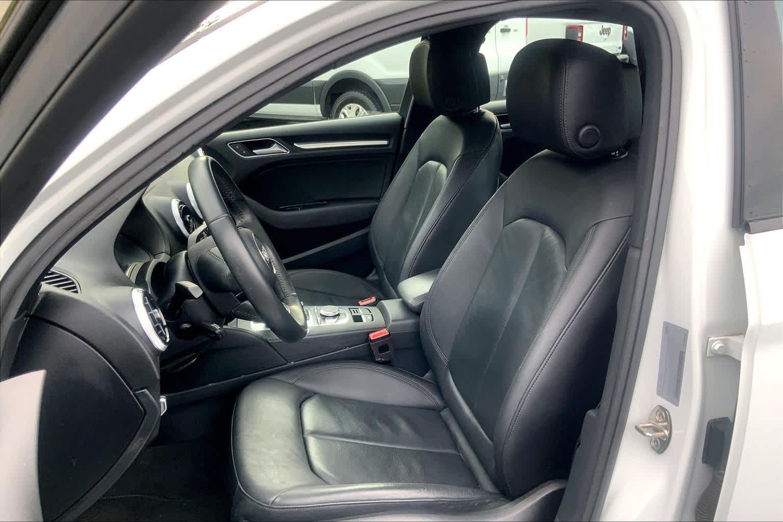 Thumbnail: 2020 Audi A3 - 11