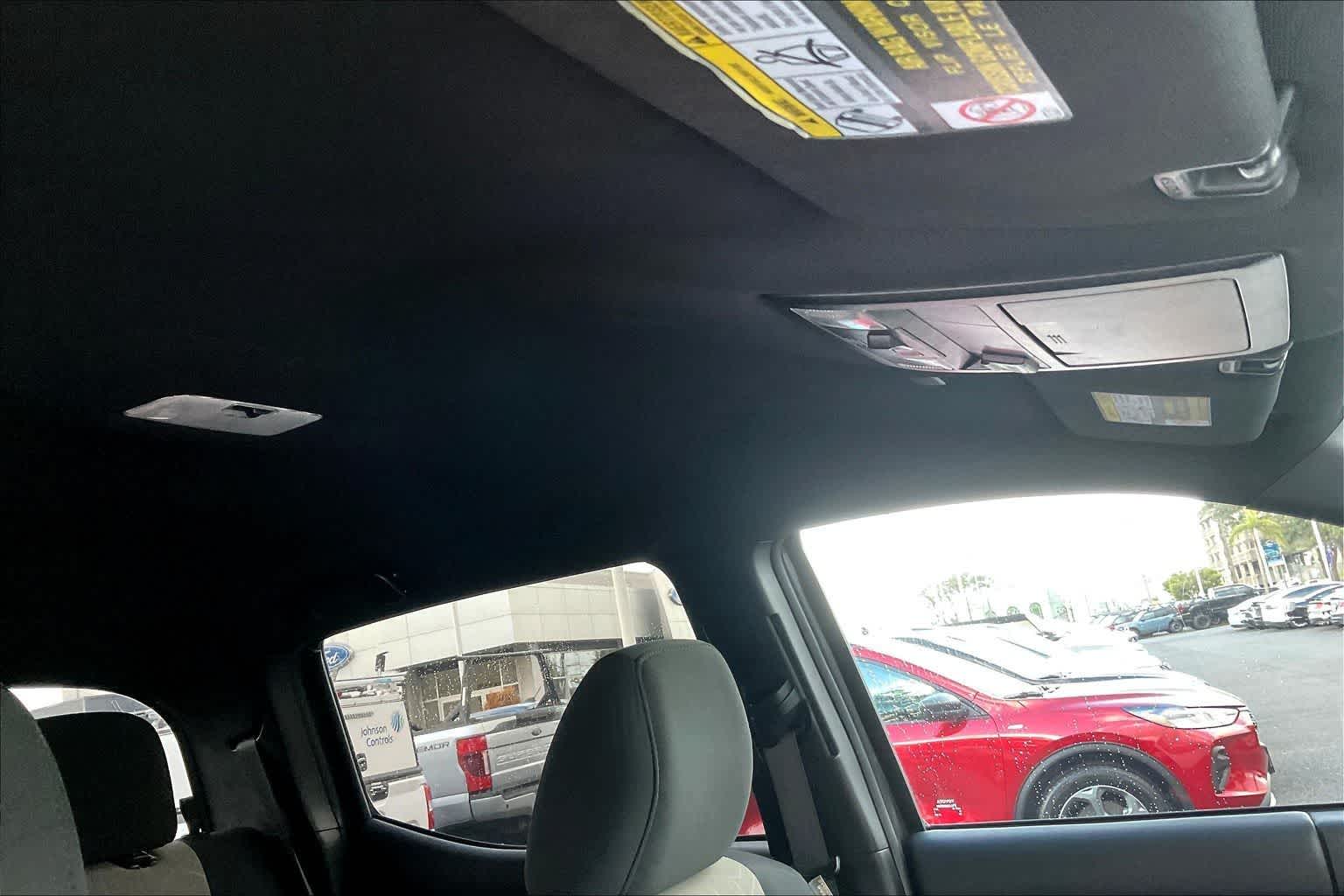 Thumbnail: 2021 Toyota Tacoma - 30