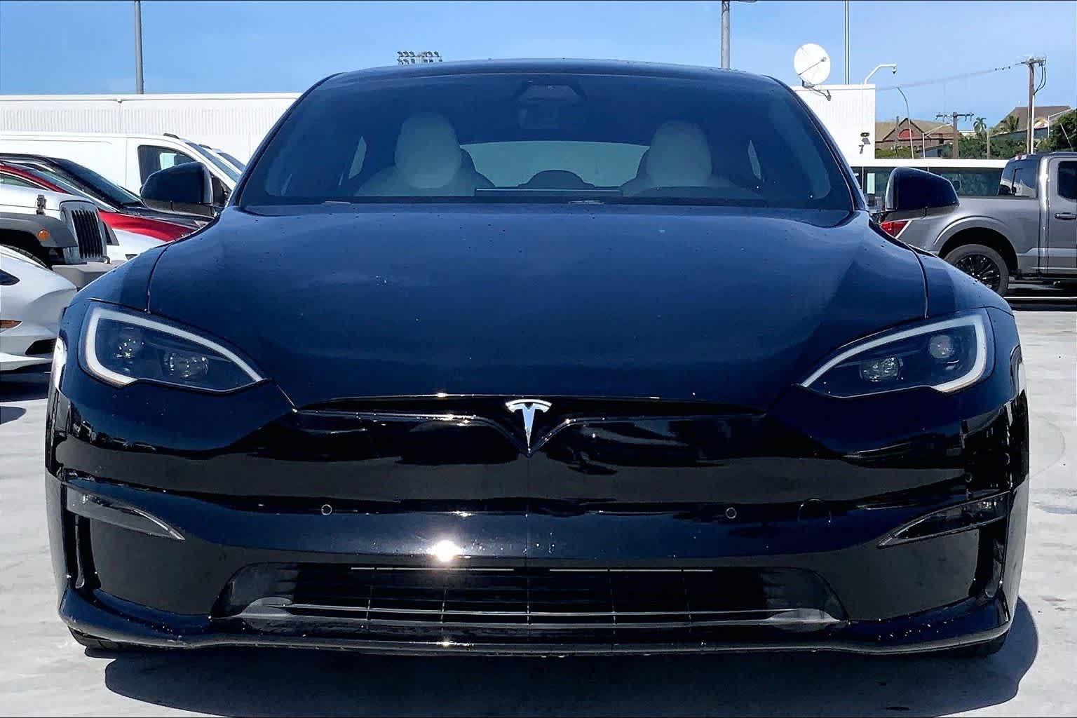 Thumbnail: 2022 Tesla Model S - 6