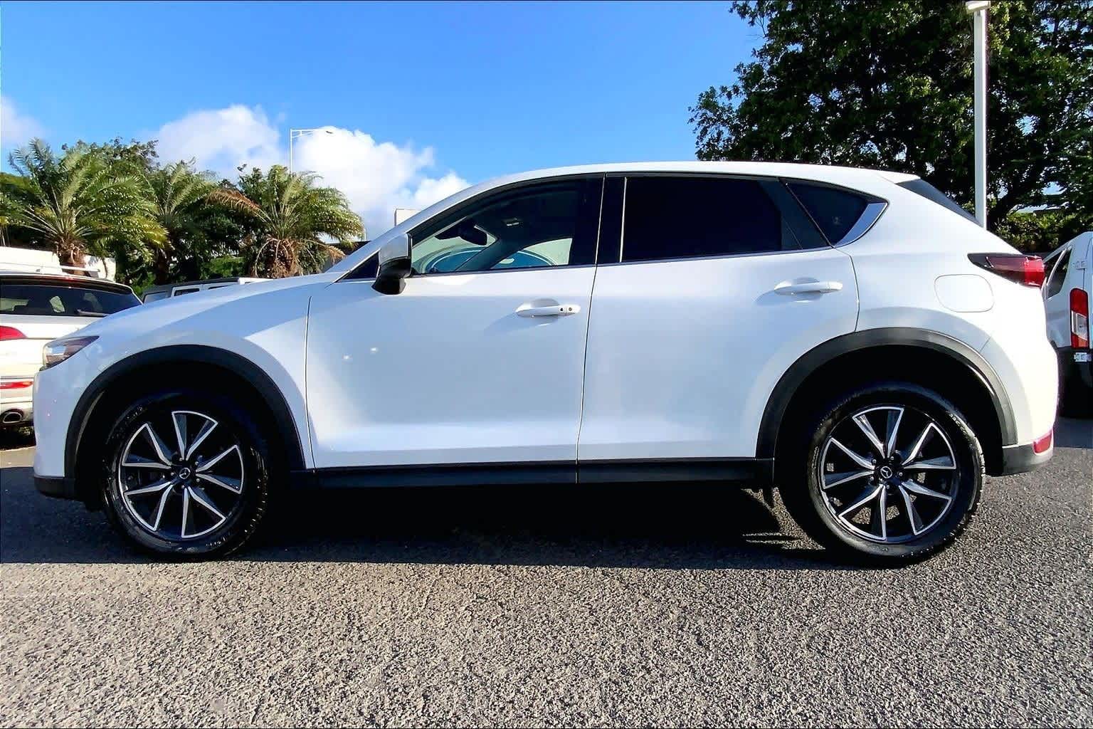 Thumbnail: 2018 Mazda CX-5 - 3