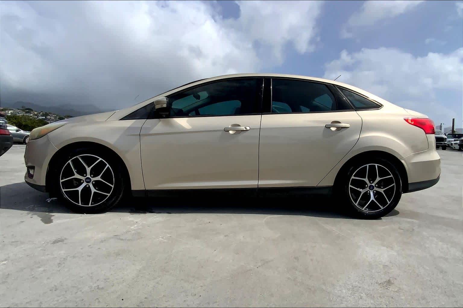 Thumbnail: 2017 Ford Focus - 3