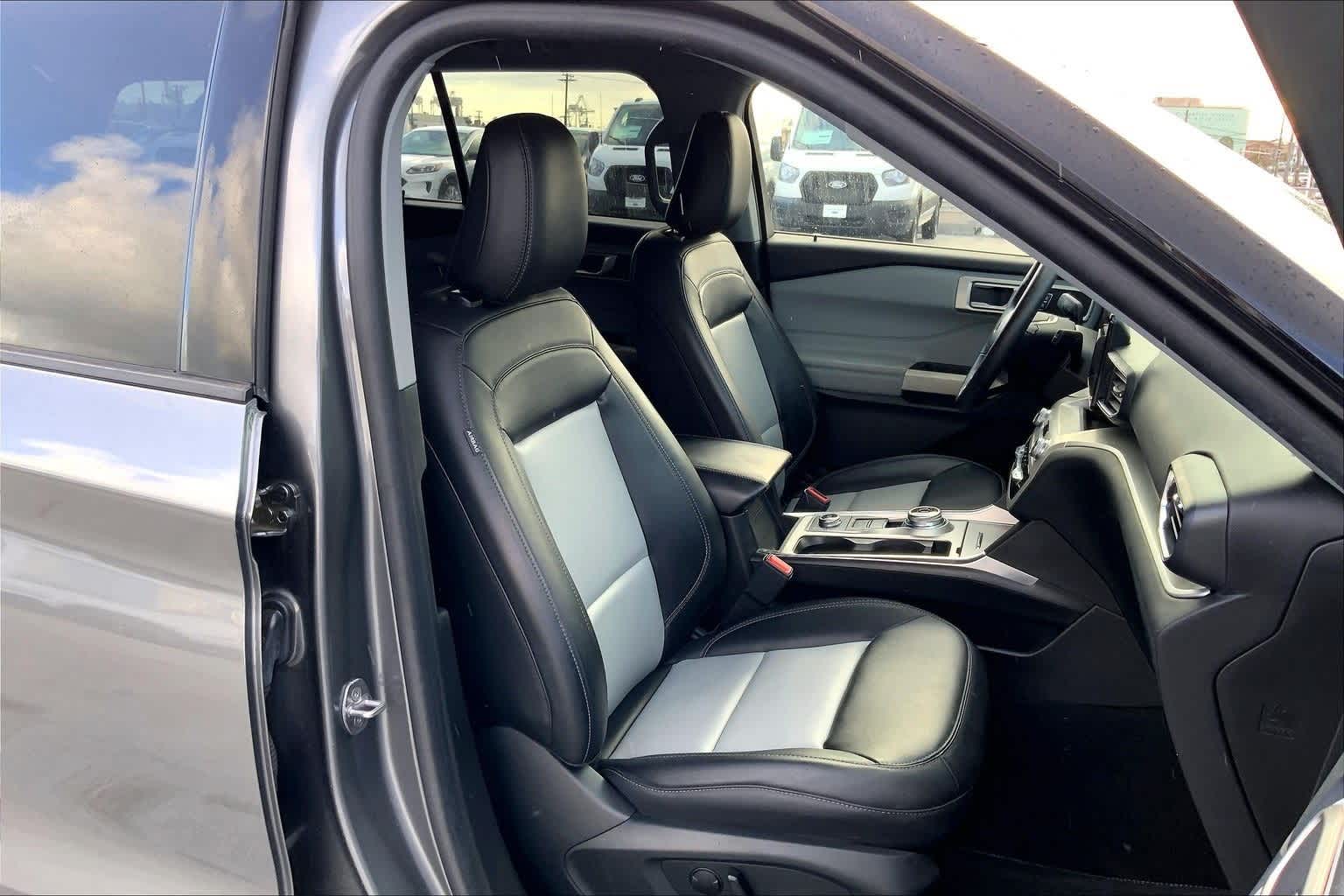 Thumbnail: 2023 Ford Explorer - 13