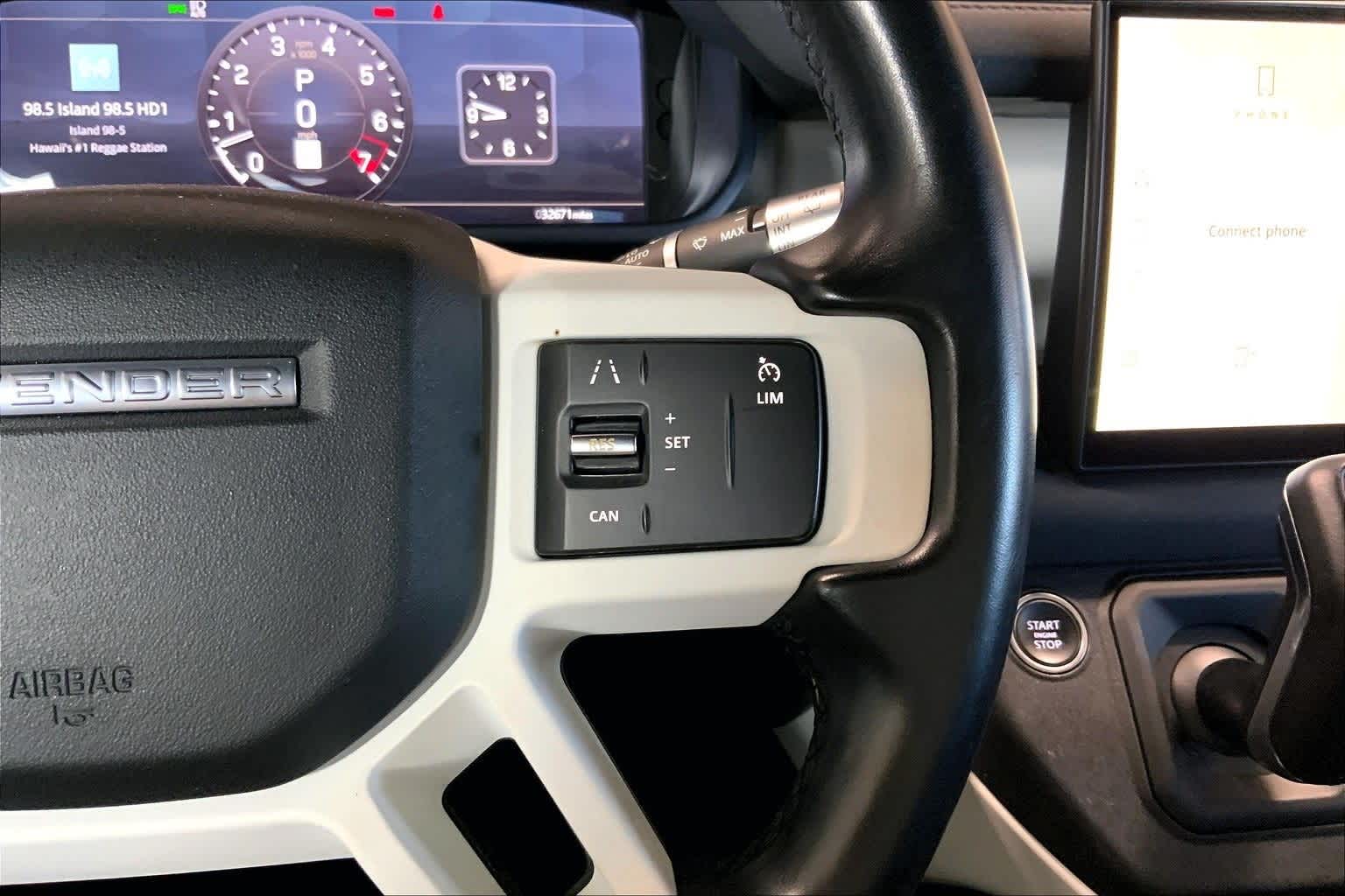 Thumbnail: 2022 Land Rover Defender - 25