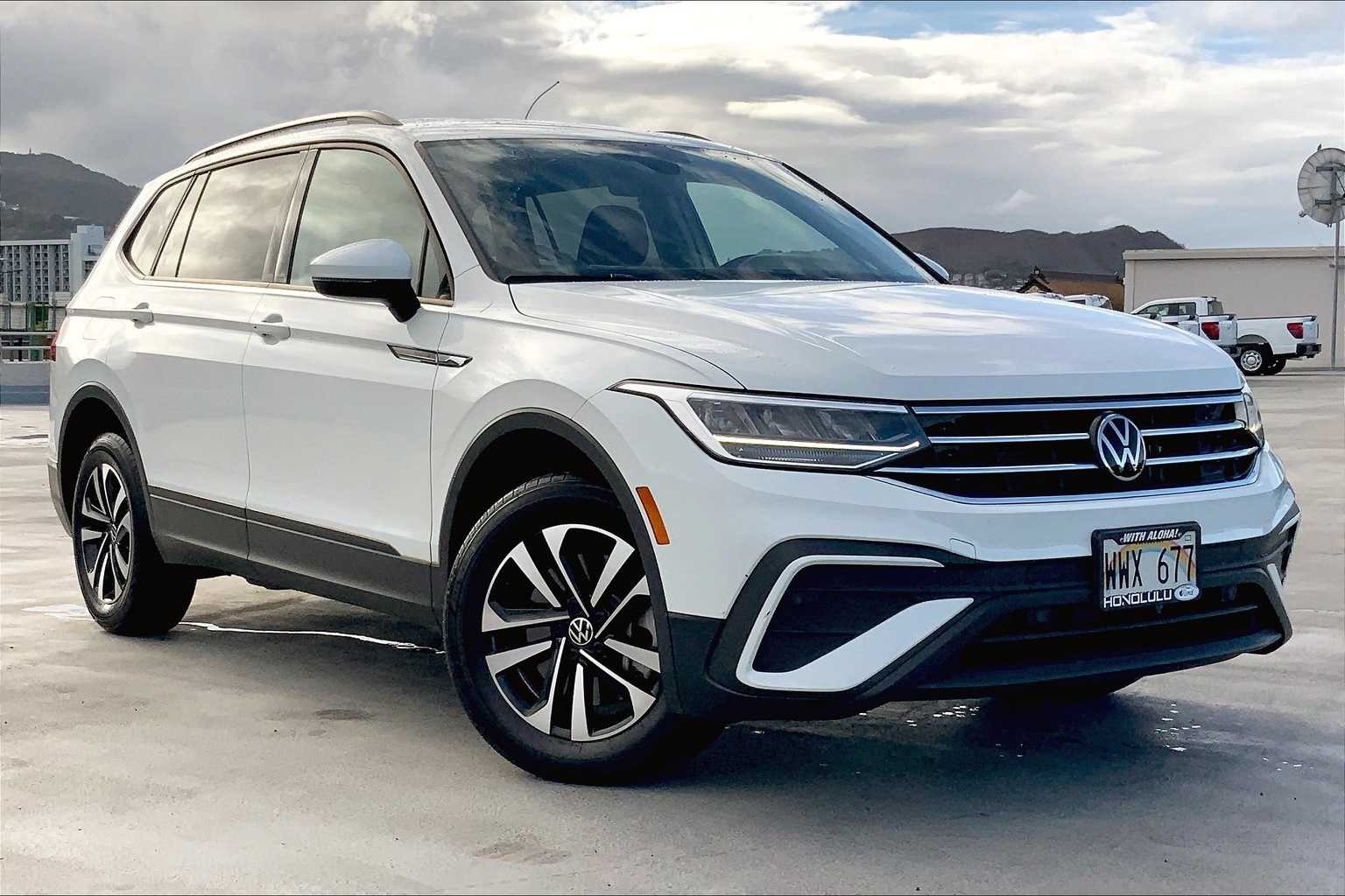 Thumbnail: 2024 Volkswagen Tiguan - 21