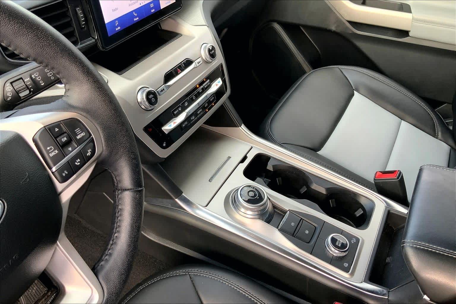 Thumbnail: 2023 Ford Explorer - 16