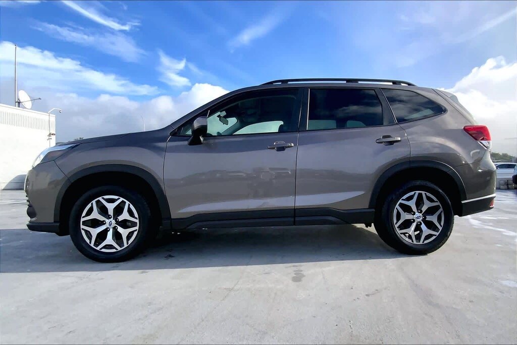 Used 2022 Subaru Forester Premium SUV