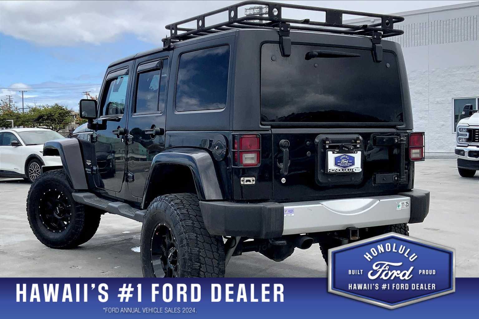 2013 Jeep Wrangler Unlimited Sahara 4