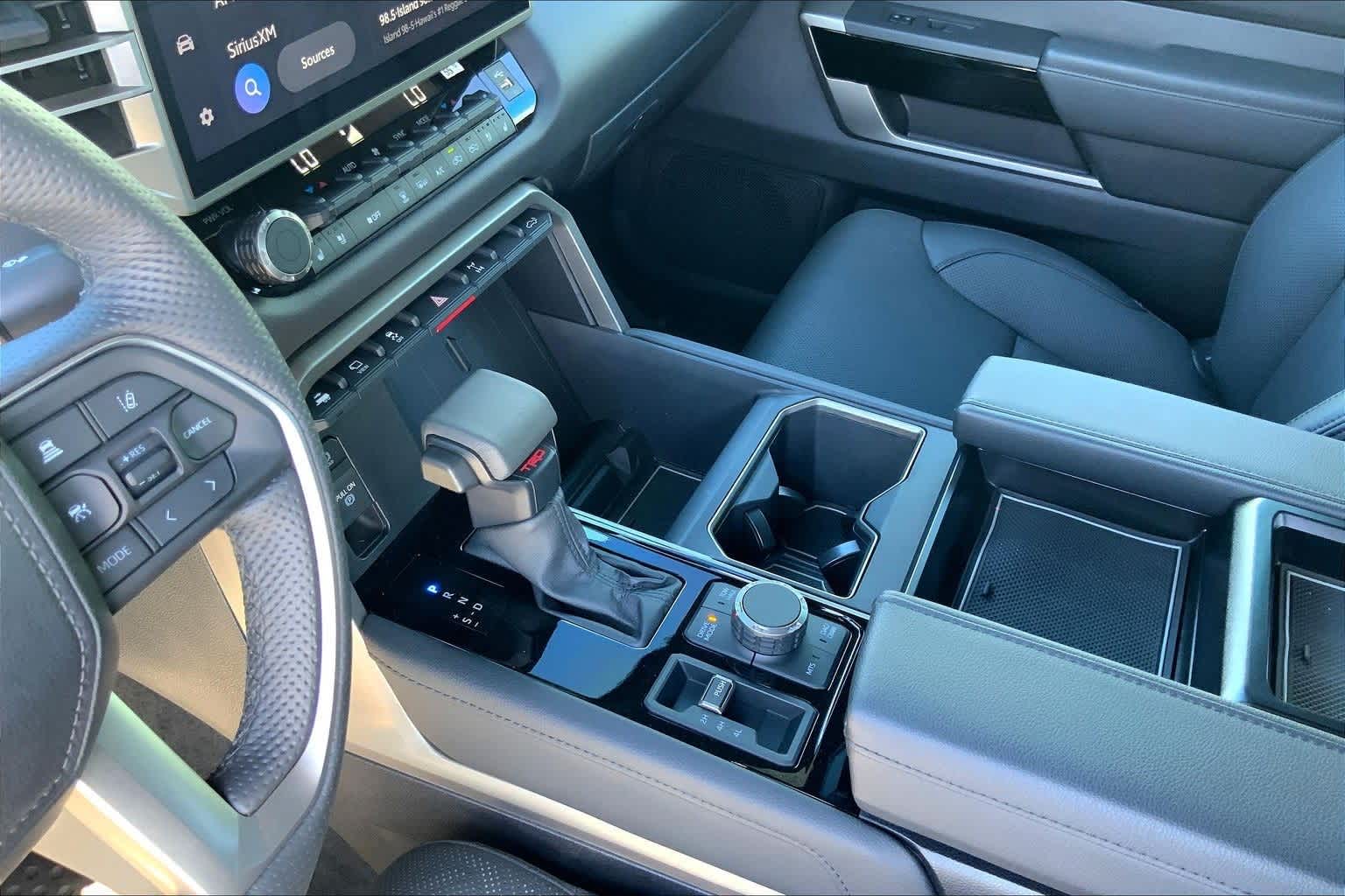 Thumbnail: 2025 Toyota Tundra - 16