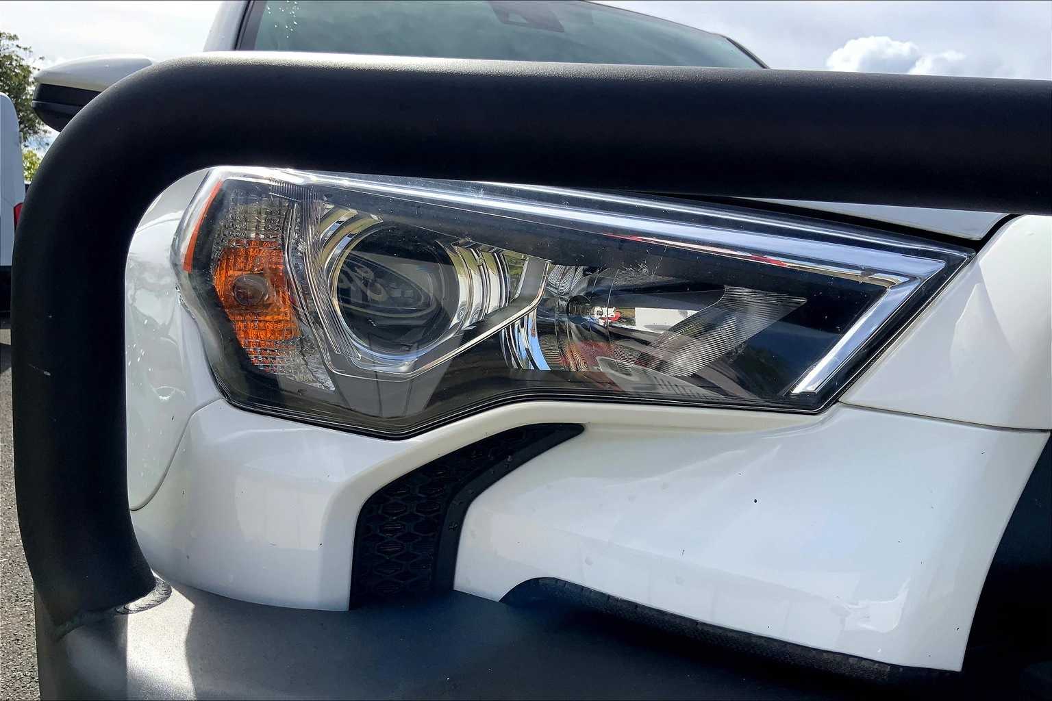 Thumbnail: 2022 Toyota 4Runner - 31