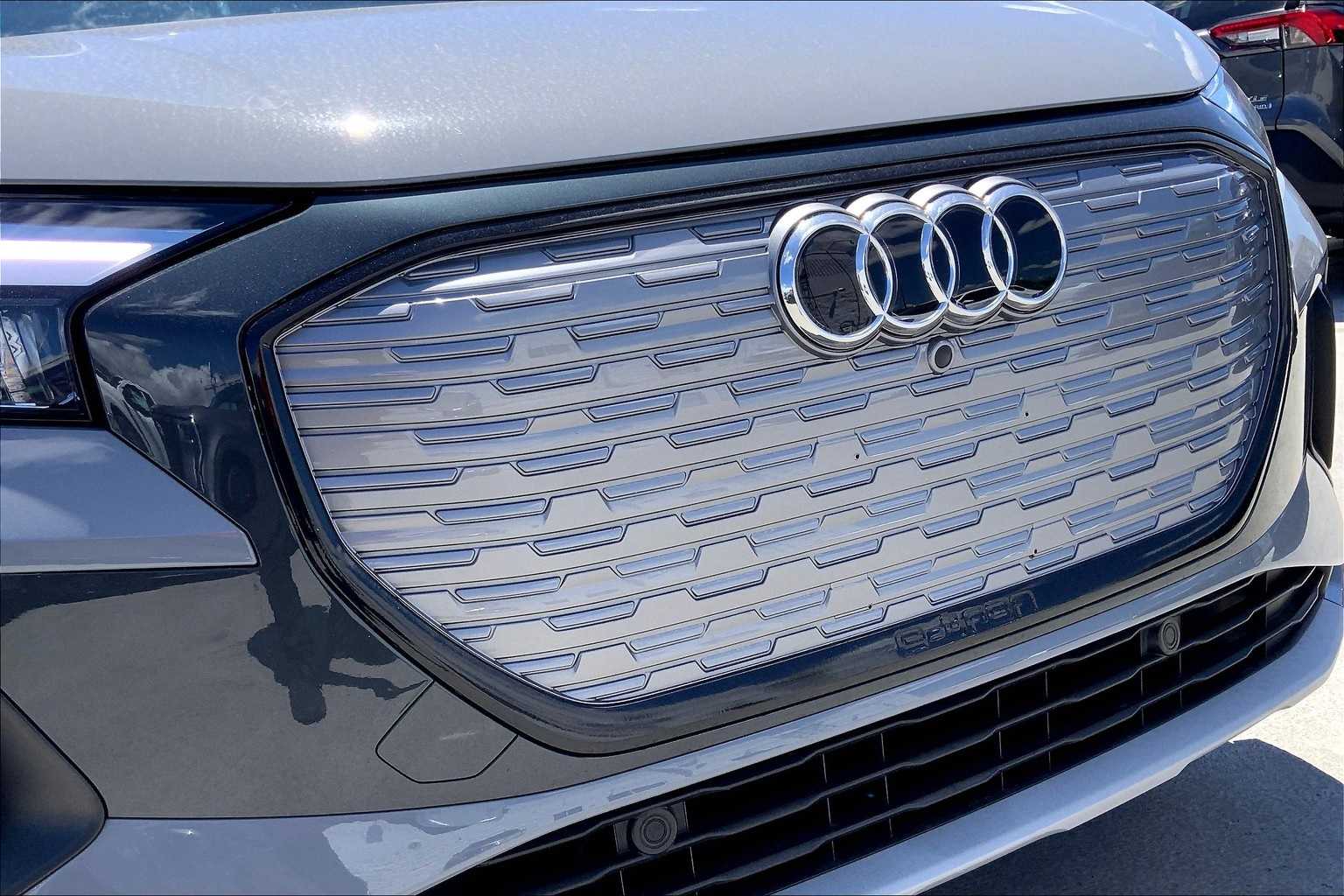 Thumbnail: 2023 Audi Q4 e-tron - 33