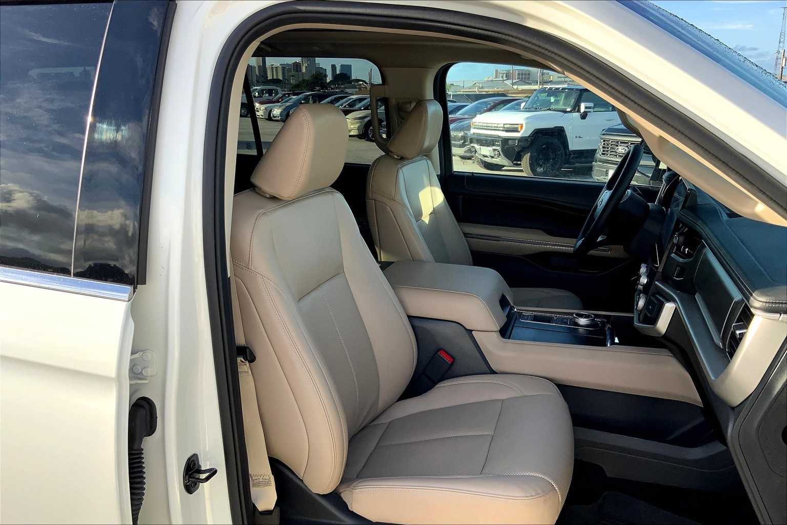 Thumbnail: 2024 Ford Expedition - 13